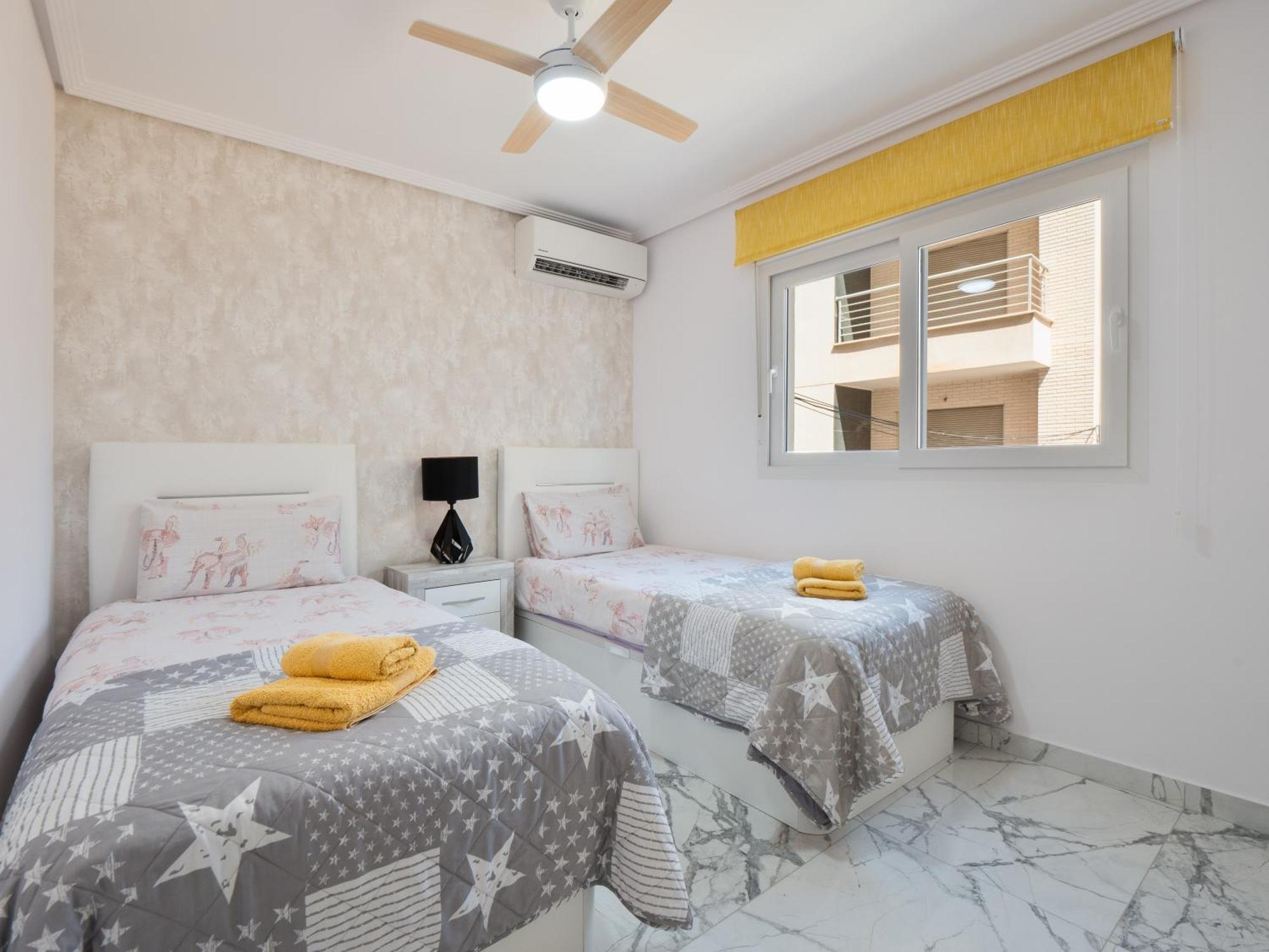 Apolo Beach Front - Sea View Luxury Apartment Torrevieja Extérieur photo